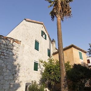 Bed & Breakfast Vila Baguc