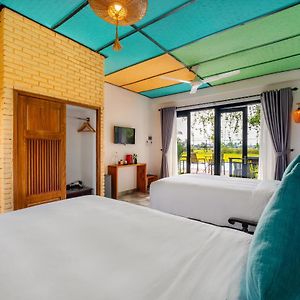 Twin Room Pool View